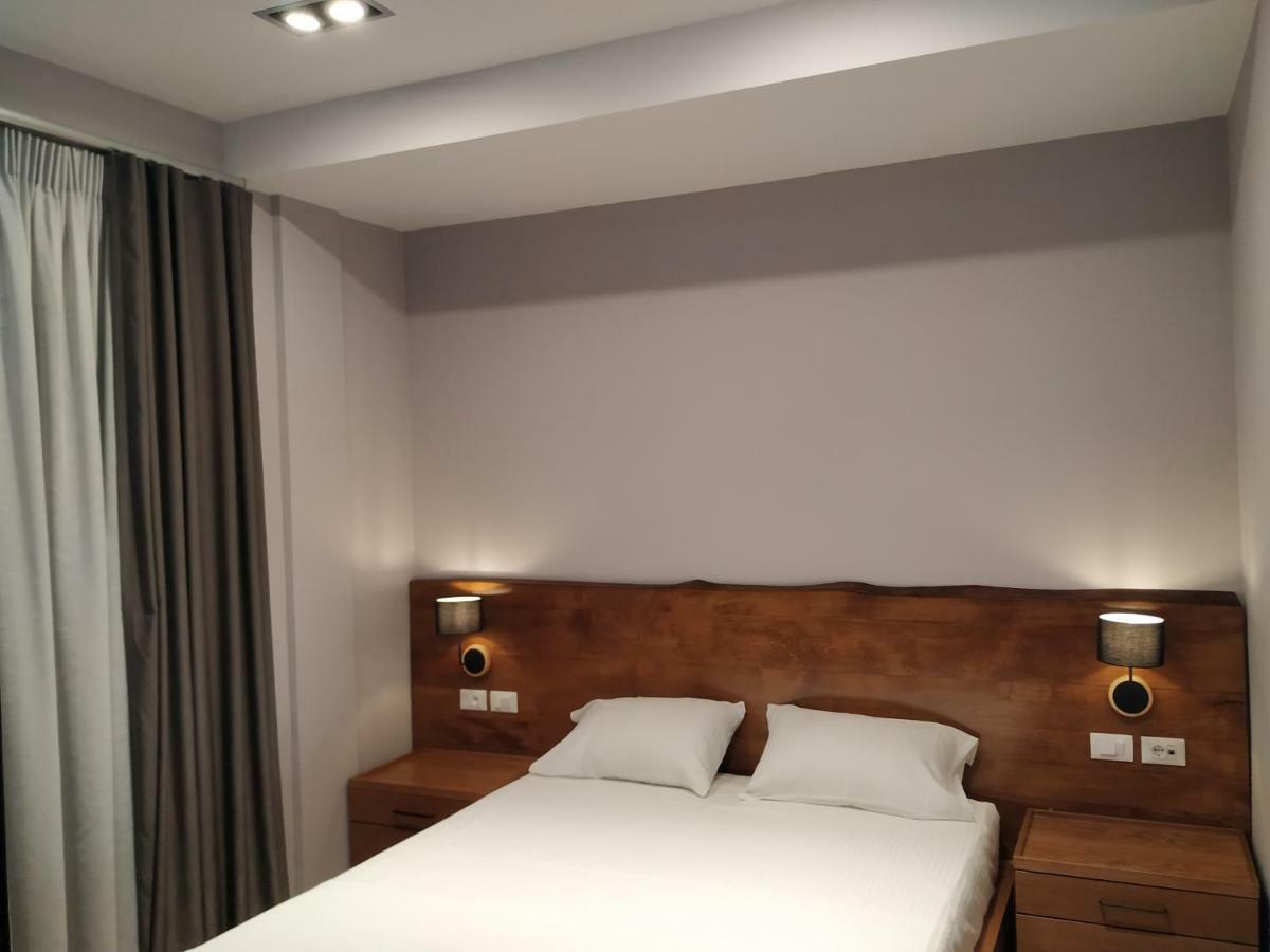 Hotel Pelikan Дивьяка Экстерьер фото